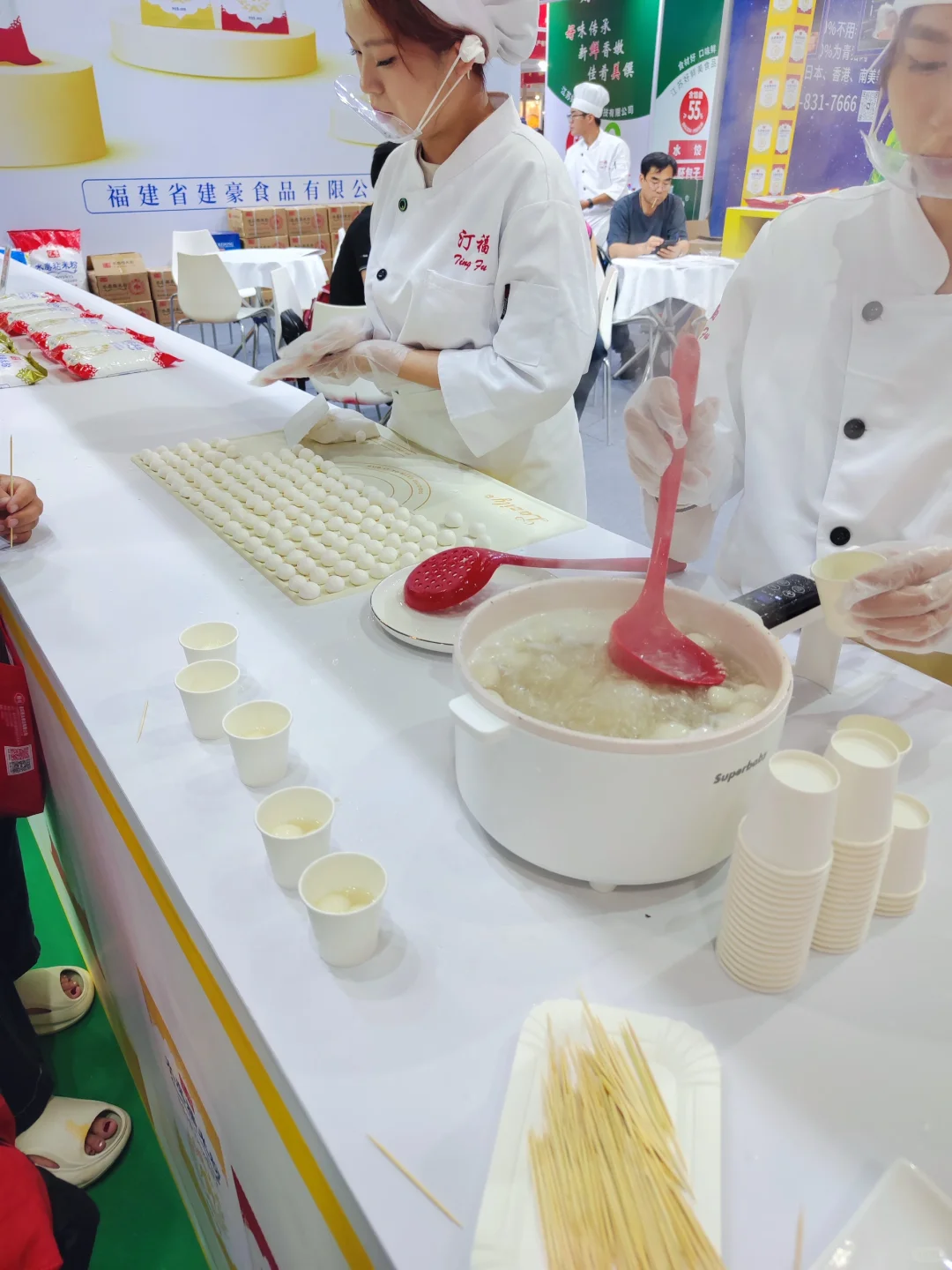 刚刚结束的第16界广州酒店餐饮业博览会现场