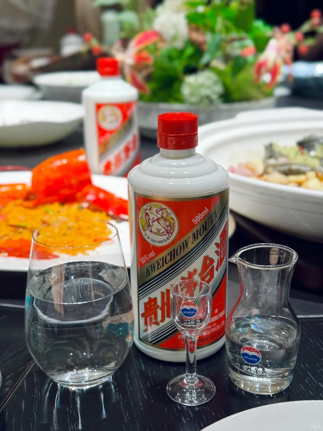 今天的快乐是白酒给的～