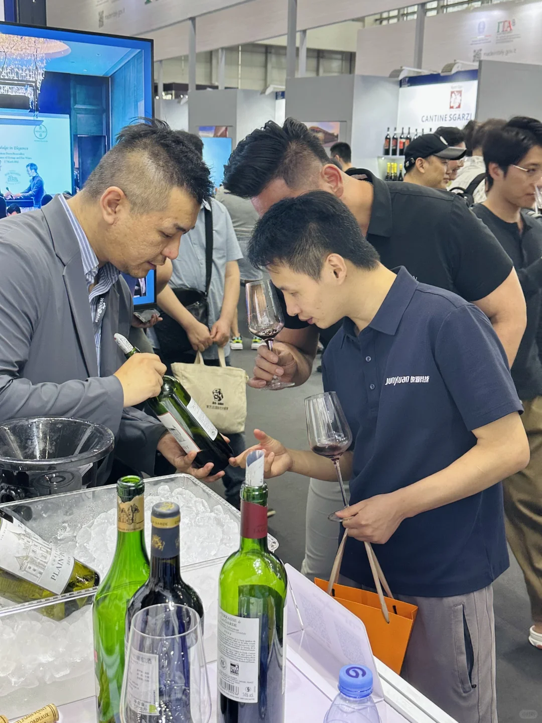 ?Wine To Asia 深圳酒展｜酒库福利发放中?