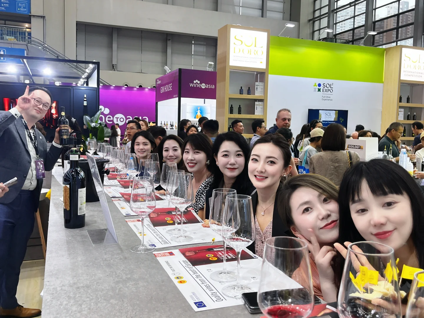 会展中心Wine to Asia酒展一日游攻略?
