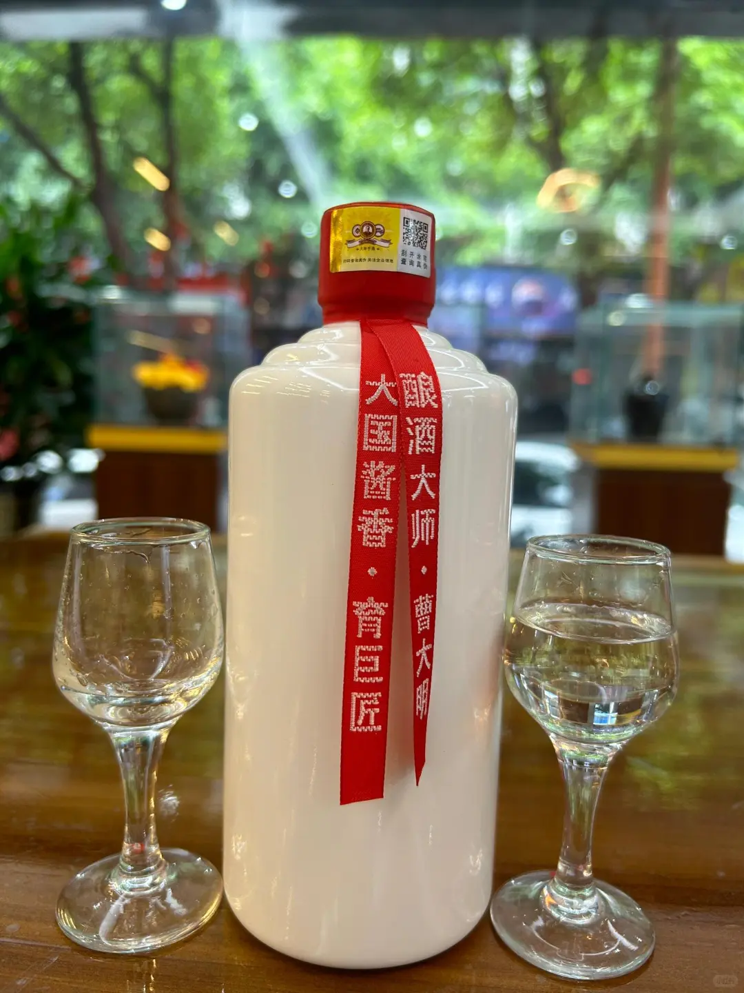 好酒究竟该不该看身价？