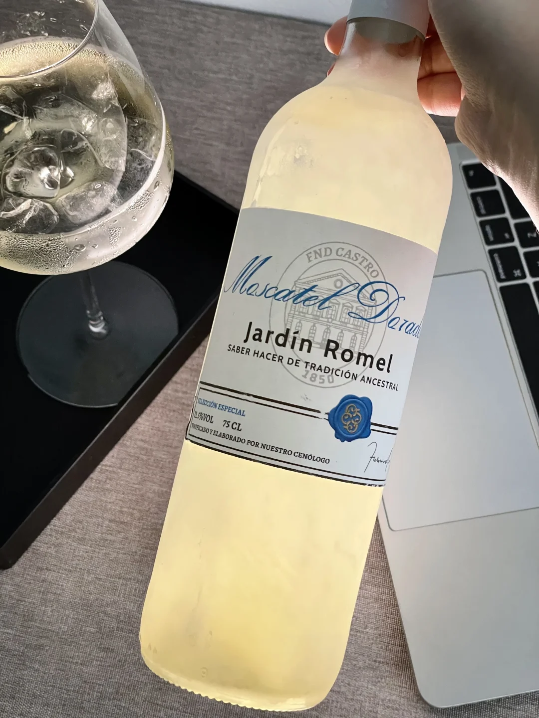 酒蒙子的六条命（便宜酒里淘金子）