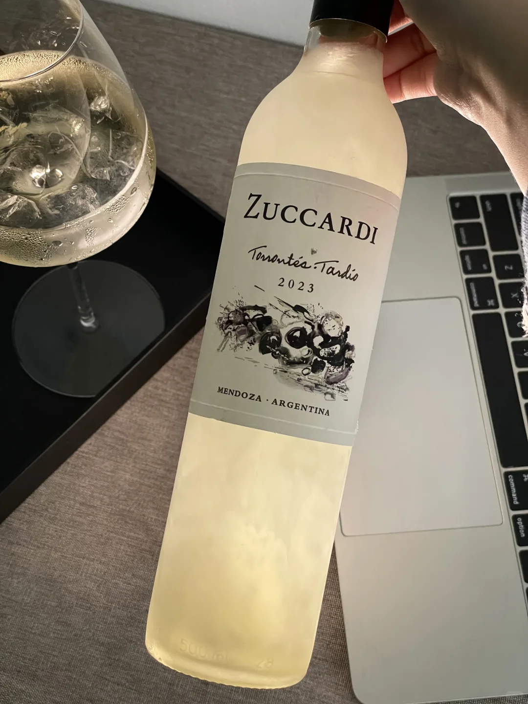 酒蒙子的六条命（便宜酒里淘金子）