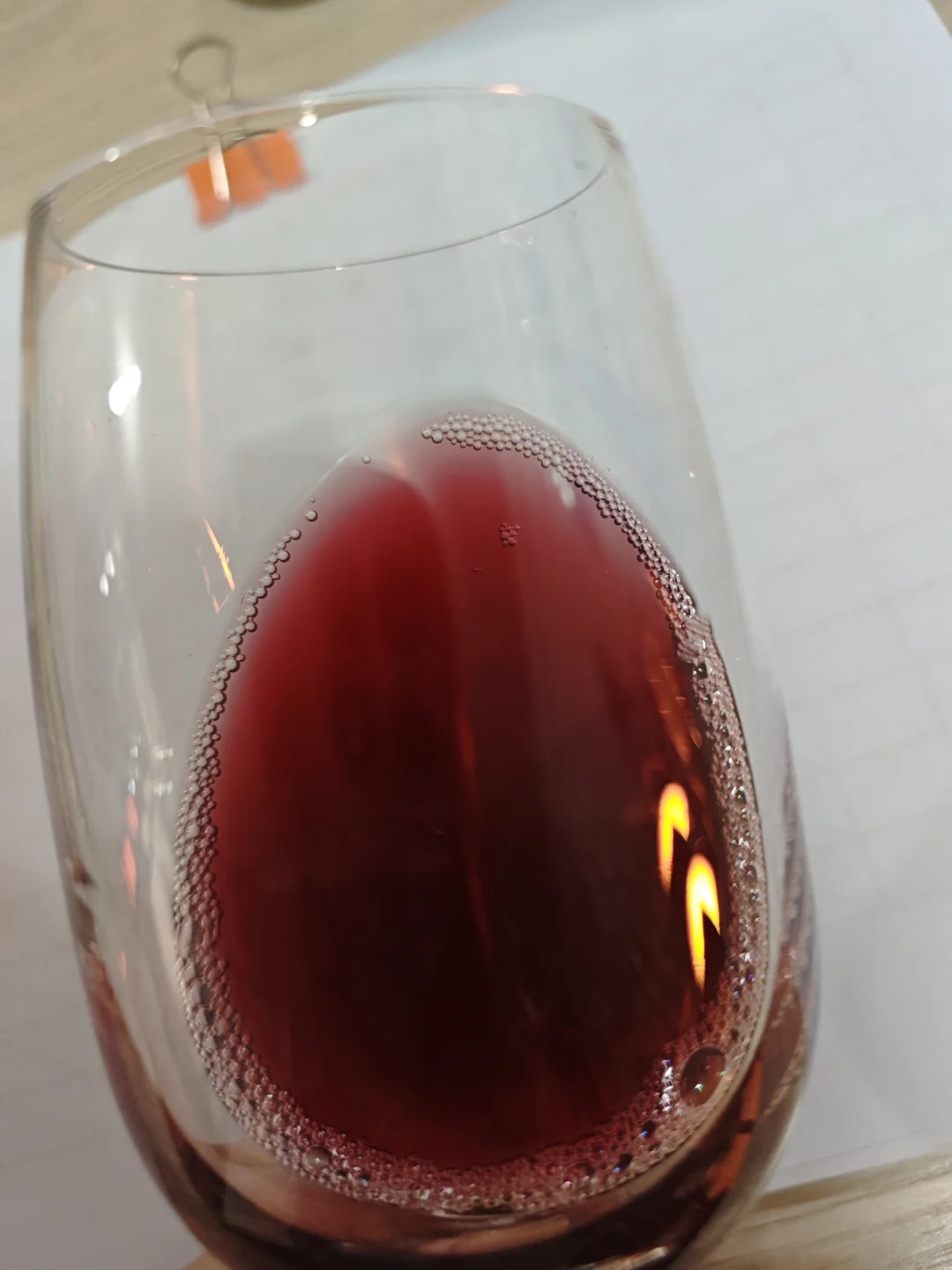 玫瑰香调的红酒