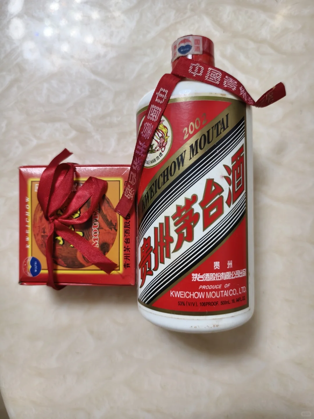 搬家从老妈的床底下搬出这么多老酒