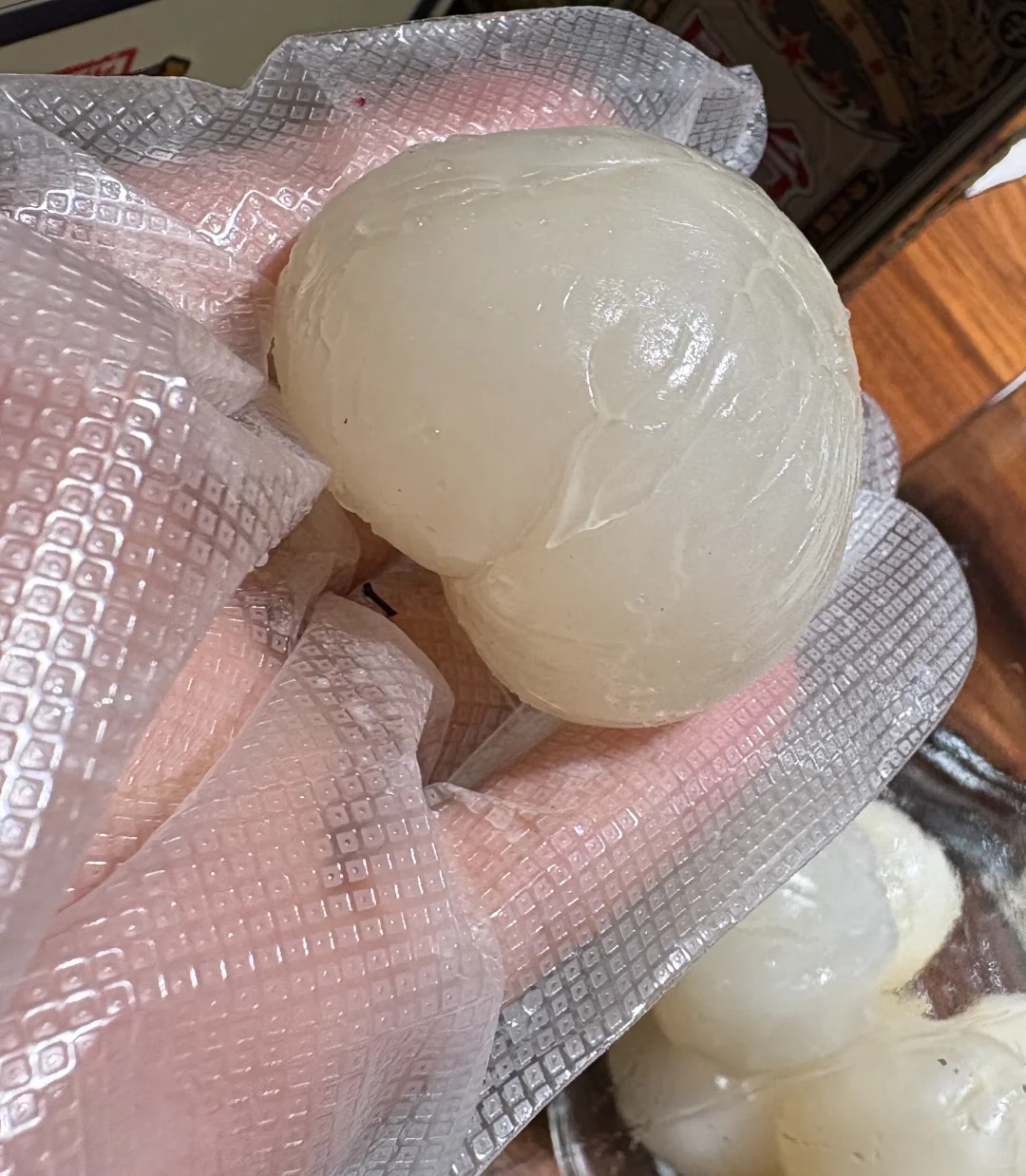 酱香酒泡荔枝试试