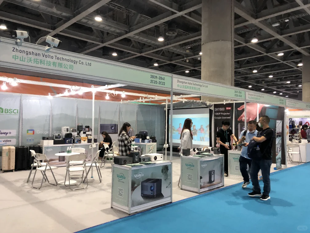 1W给公司展馆海报设计