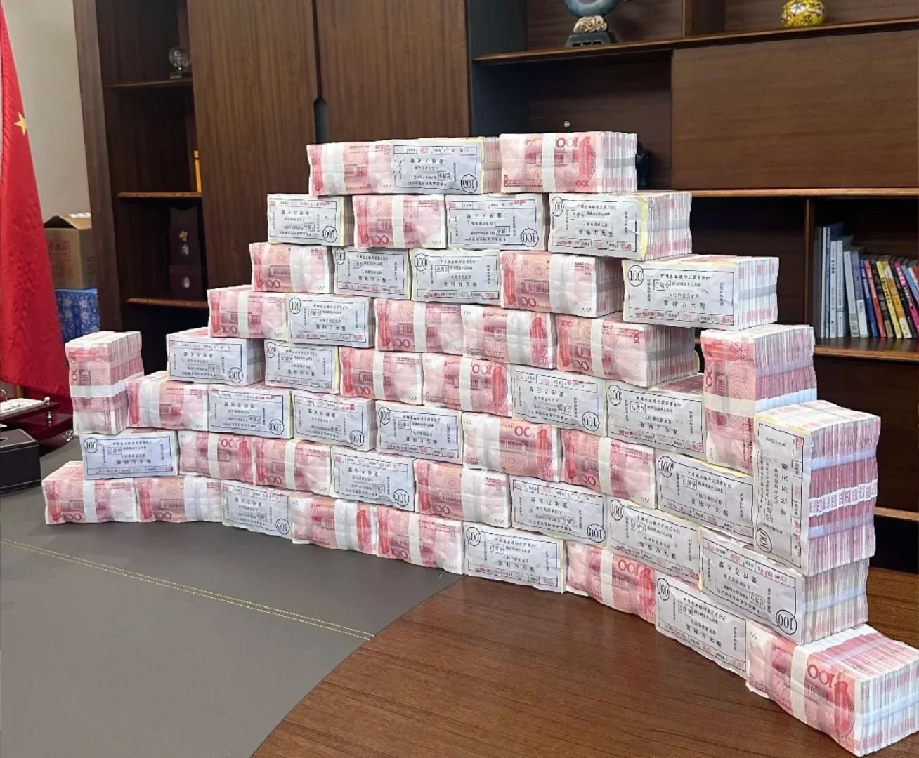 专精特新高新技术+5亿营业额=3亿现金