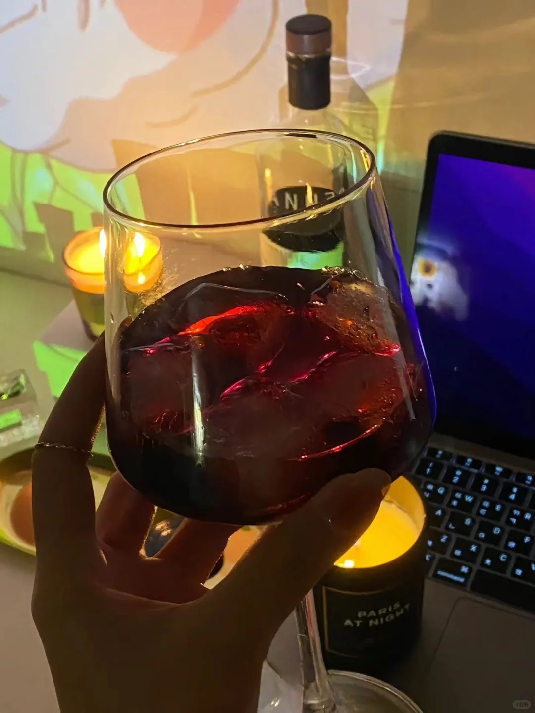 夜晚情绪反扑的时候 适合微醺