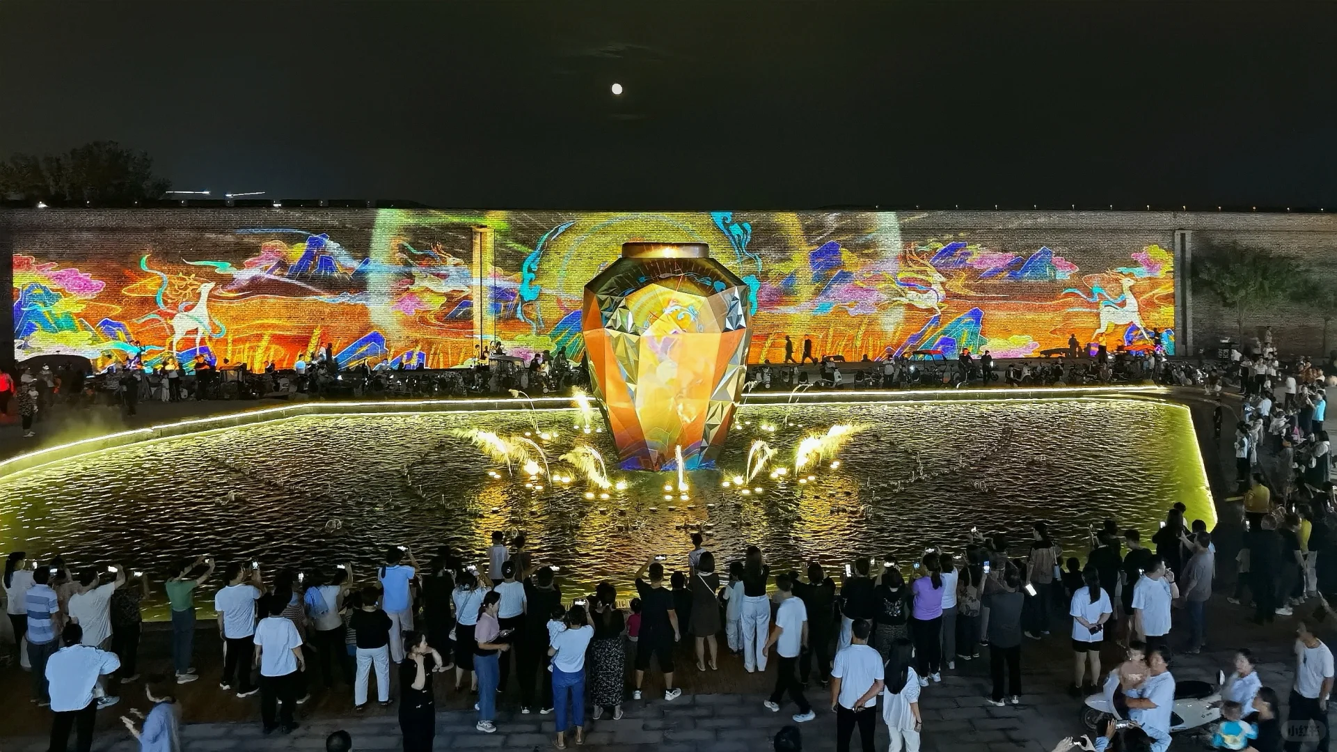 机械装置光影秀——破坛新生，酒香传千年