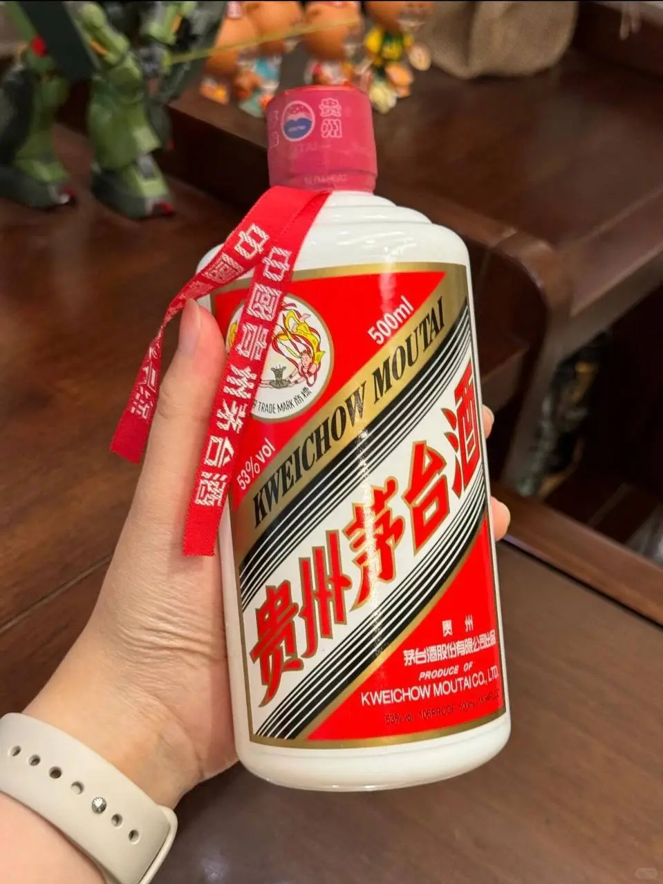 商务宴请白酒花小钱办大