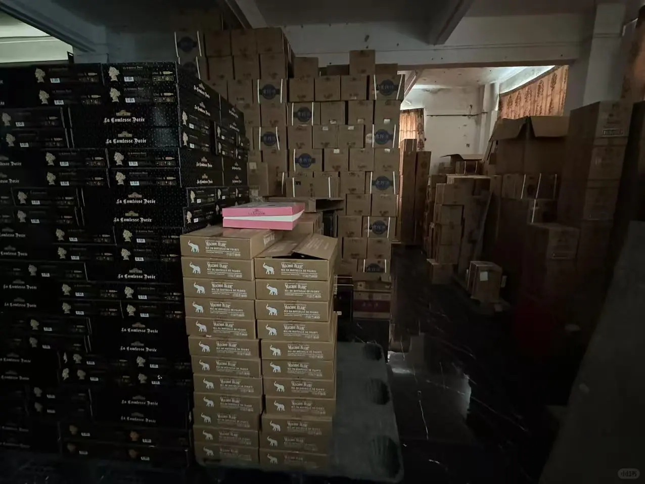 现在到底应该怎么卖酒啊，根本卖不出去