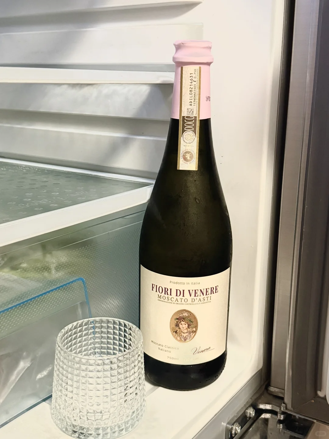被爱神亲吻过的小甜酒?