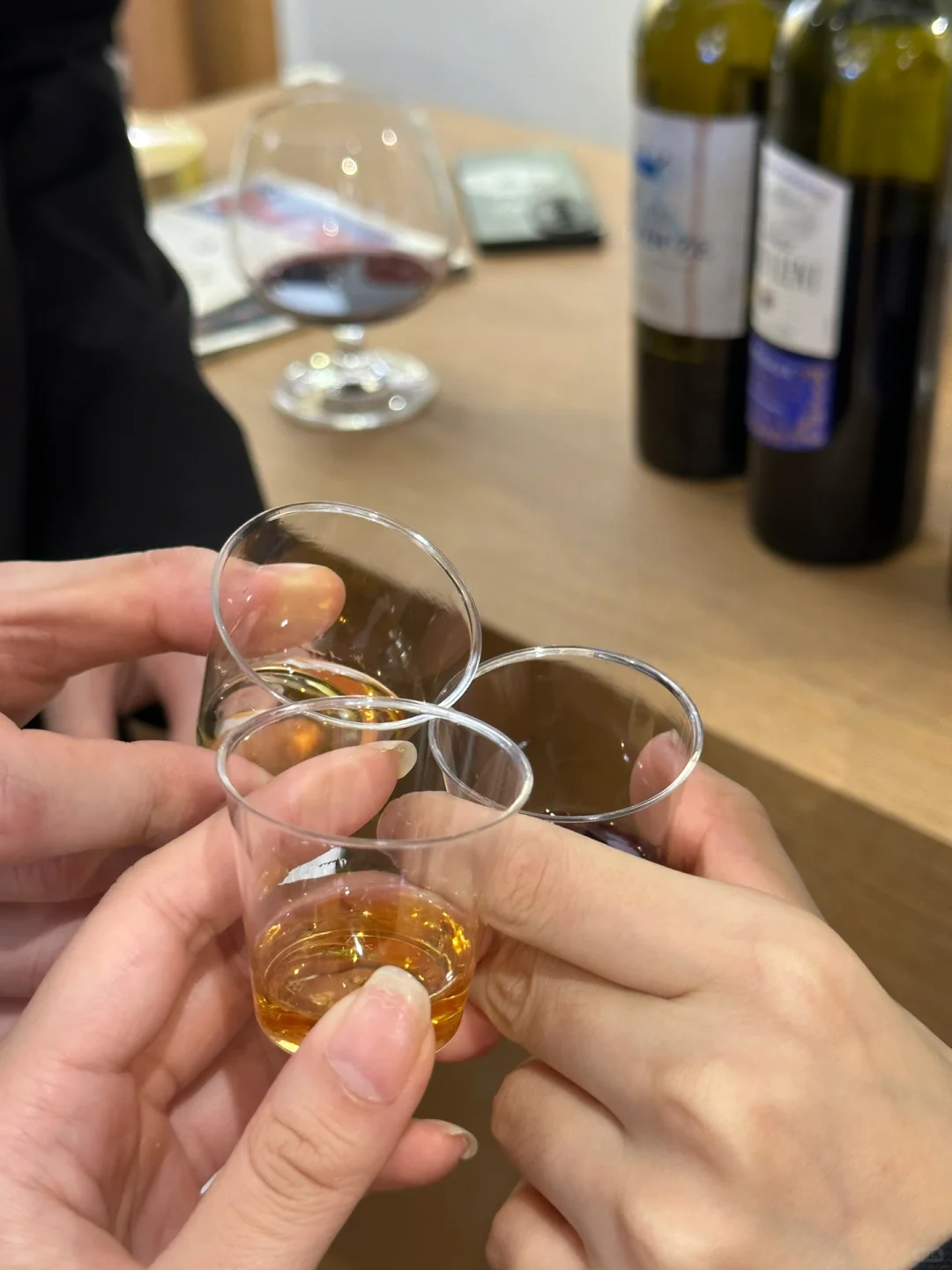 关于我在进博会当酒鬼