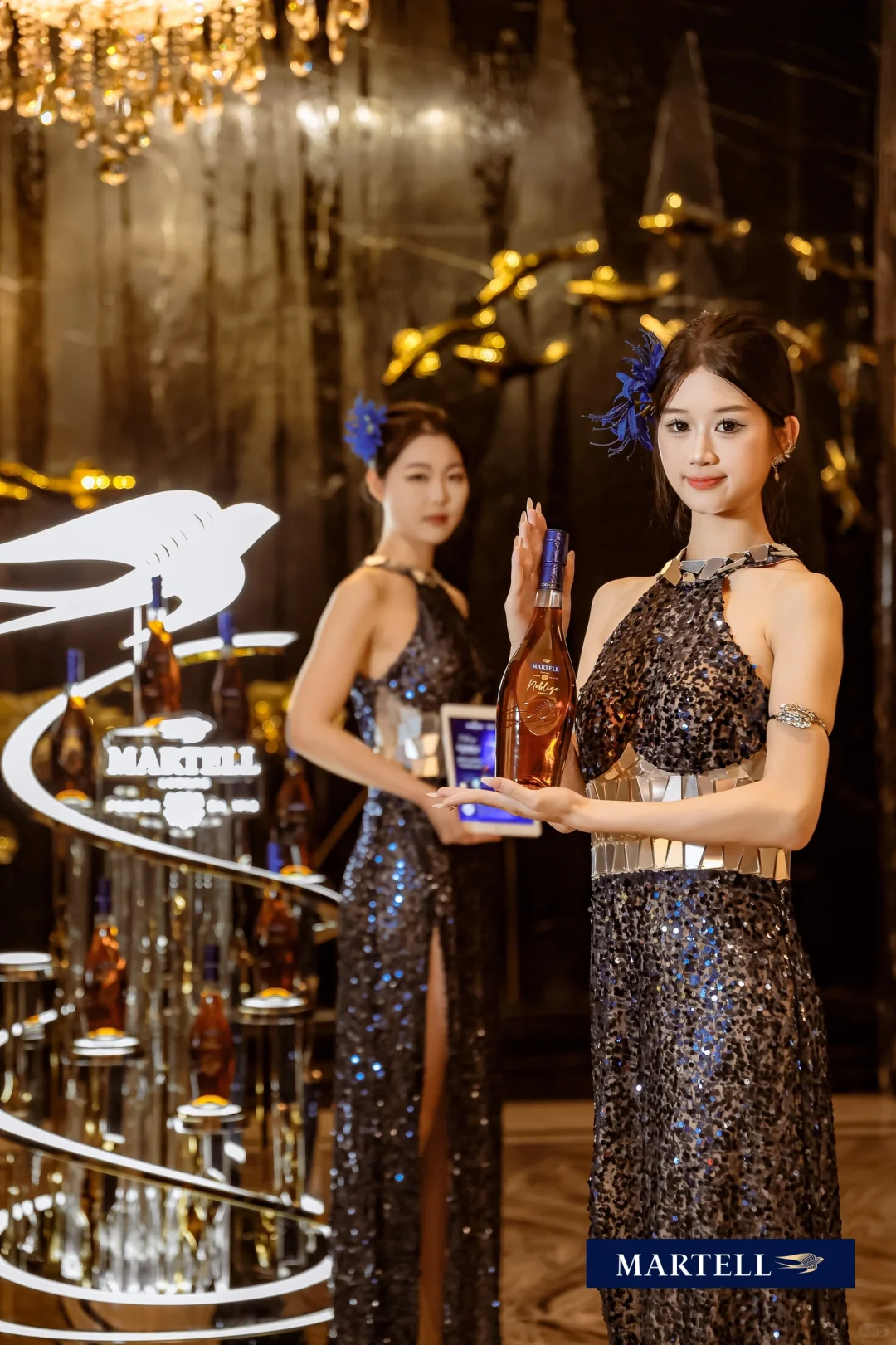官摄上线 又来给MARTELL 拍图啦