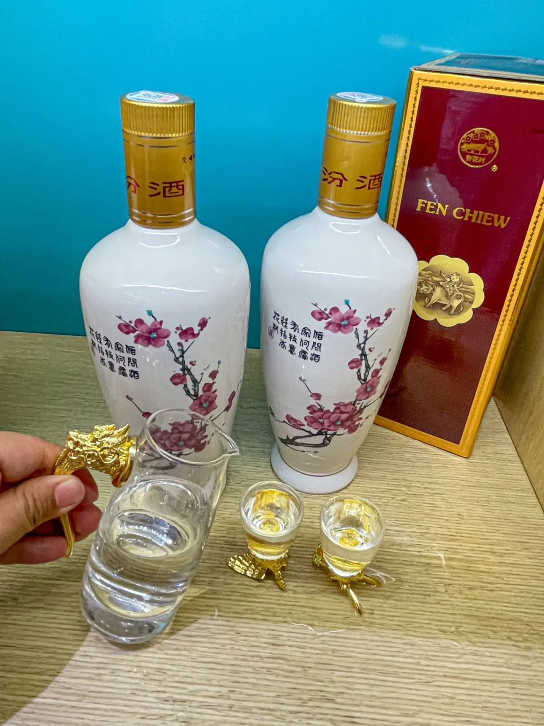 来了山西，都会爱上这一口汾酒！