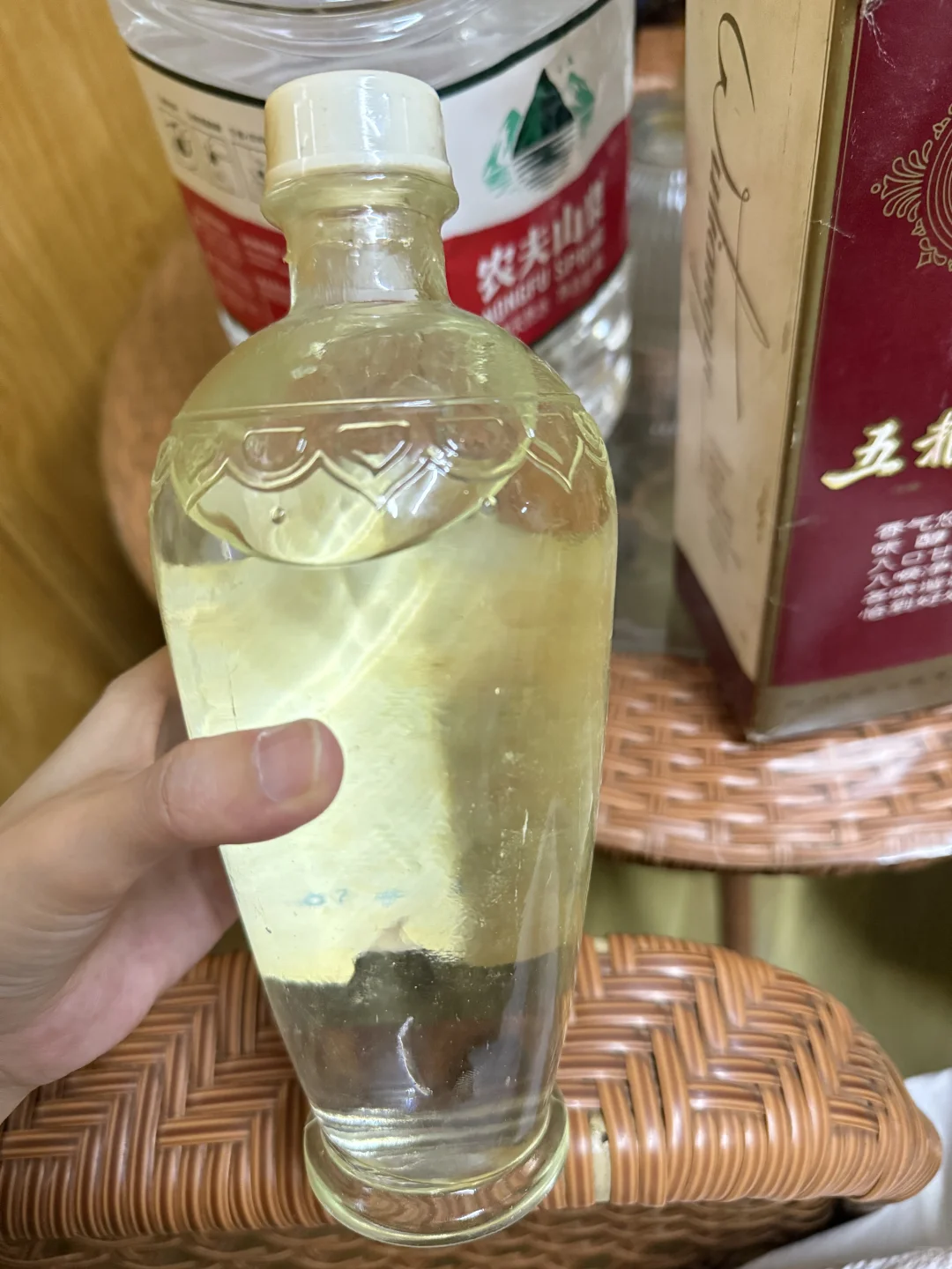 这五粮液是哪年的呀？还能喝吗？