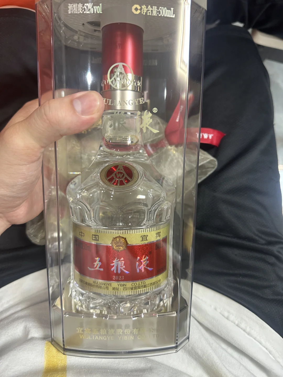 回国七天 六顿酒局…
