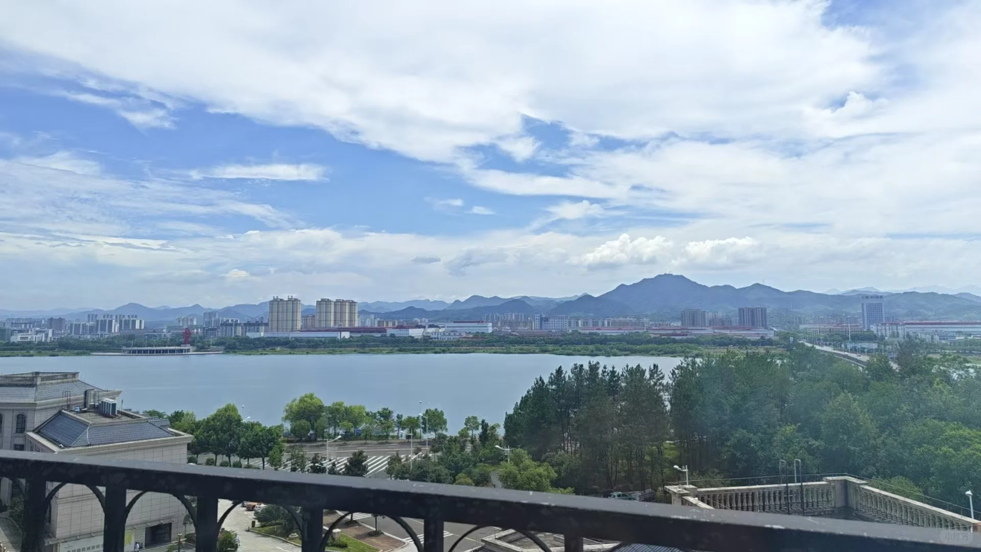00后白酒特种兵?正式接市场的七-八天