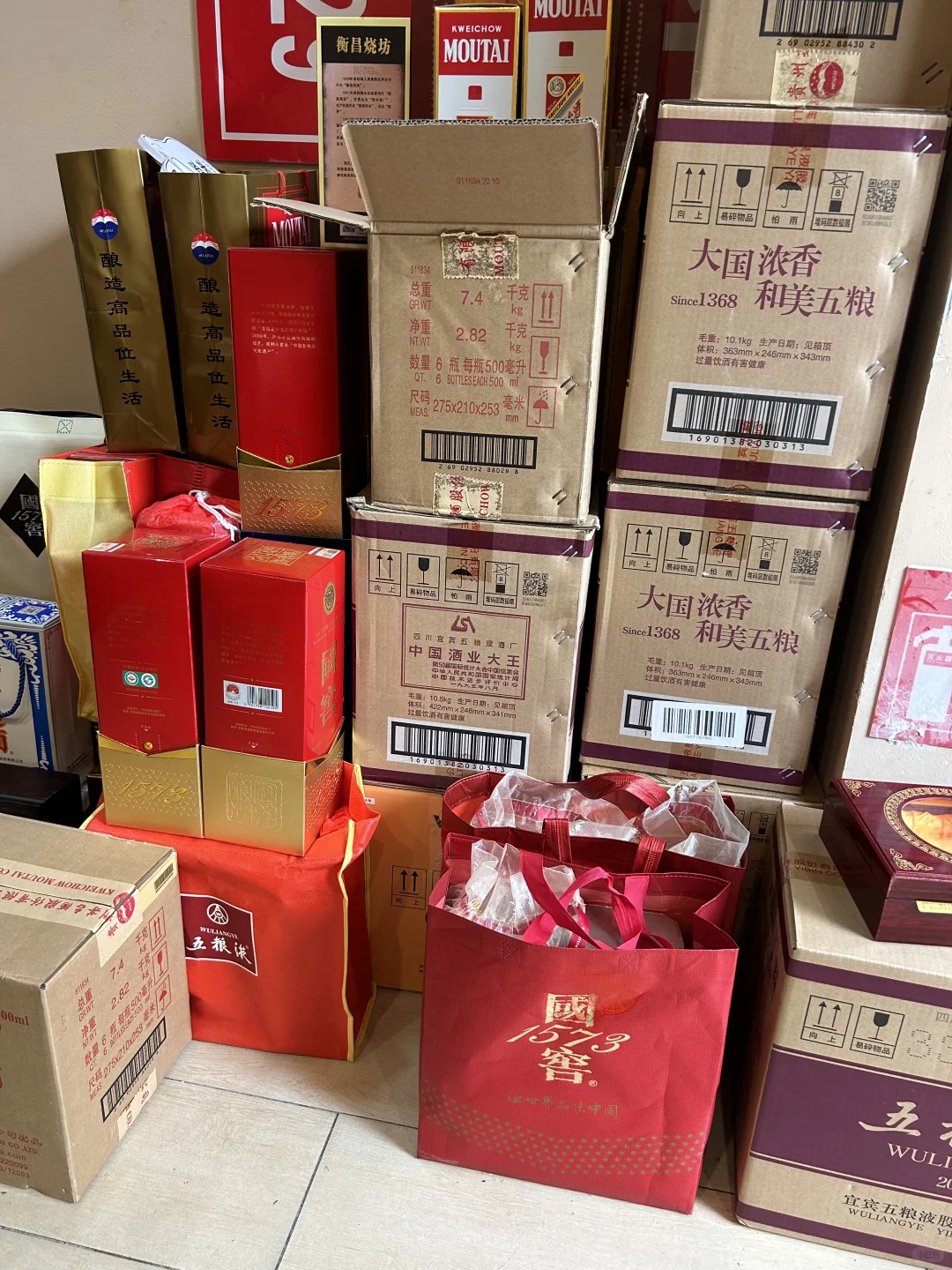 成都回收名酒虫草礼品