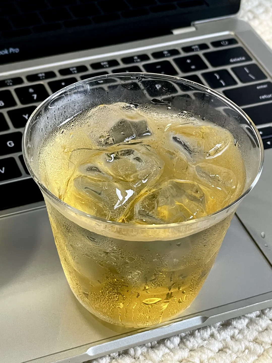 随手买的荔枝味小甜酒 好喝哭了！