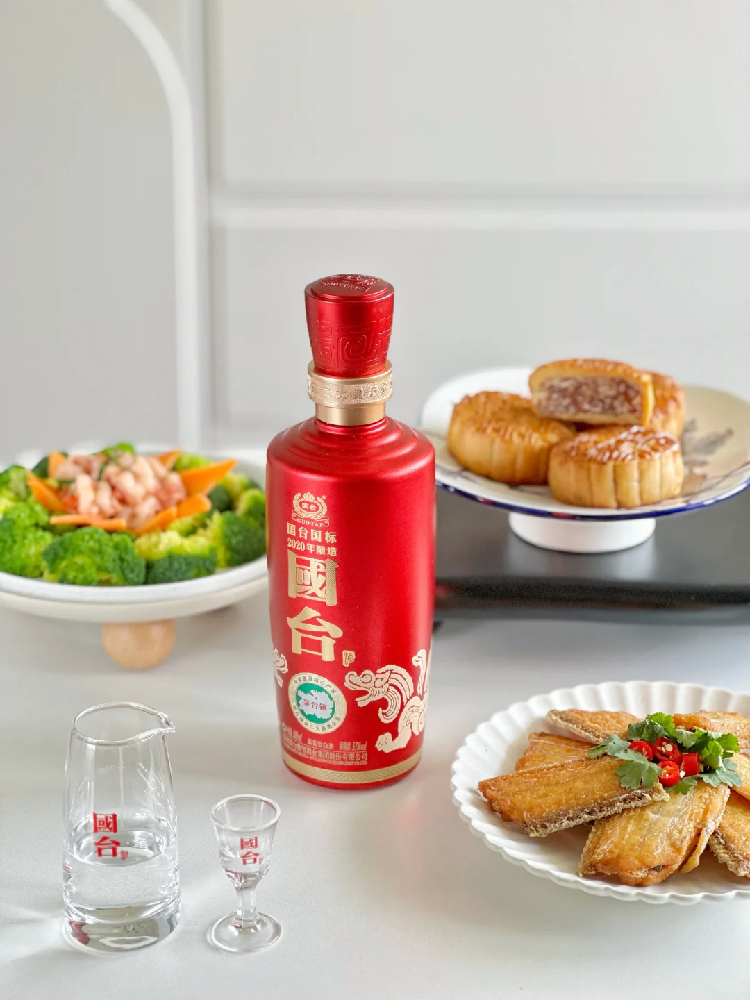 月圆举杯时，才懂团圆的真正味道