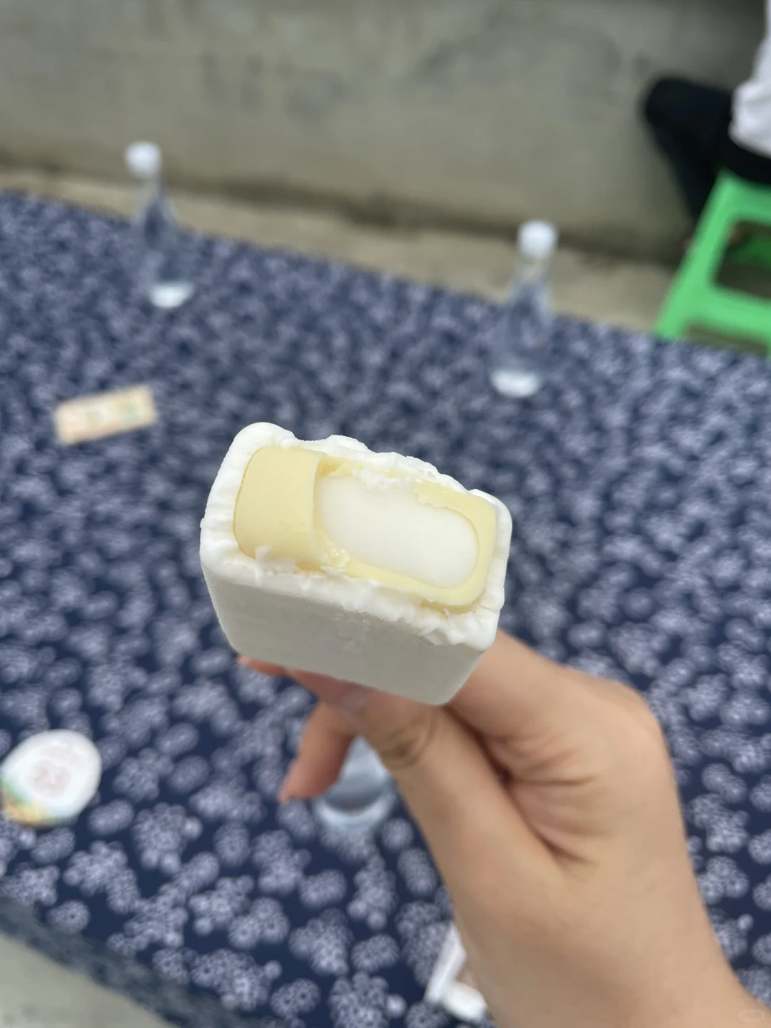 沁满一身酒香的我撑了半天吧