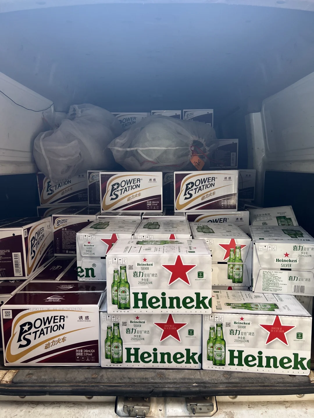 裸辞创业，酒水批发一个月收入多少？