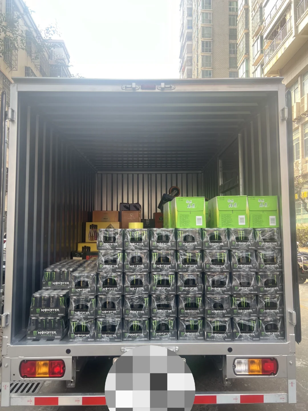 裸辞创业，酒水批发一个月收入多少？