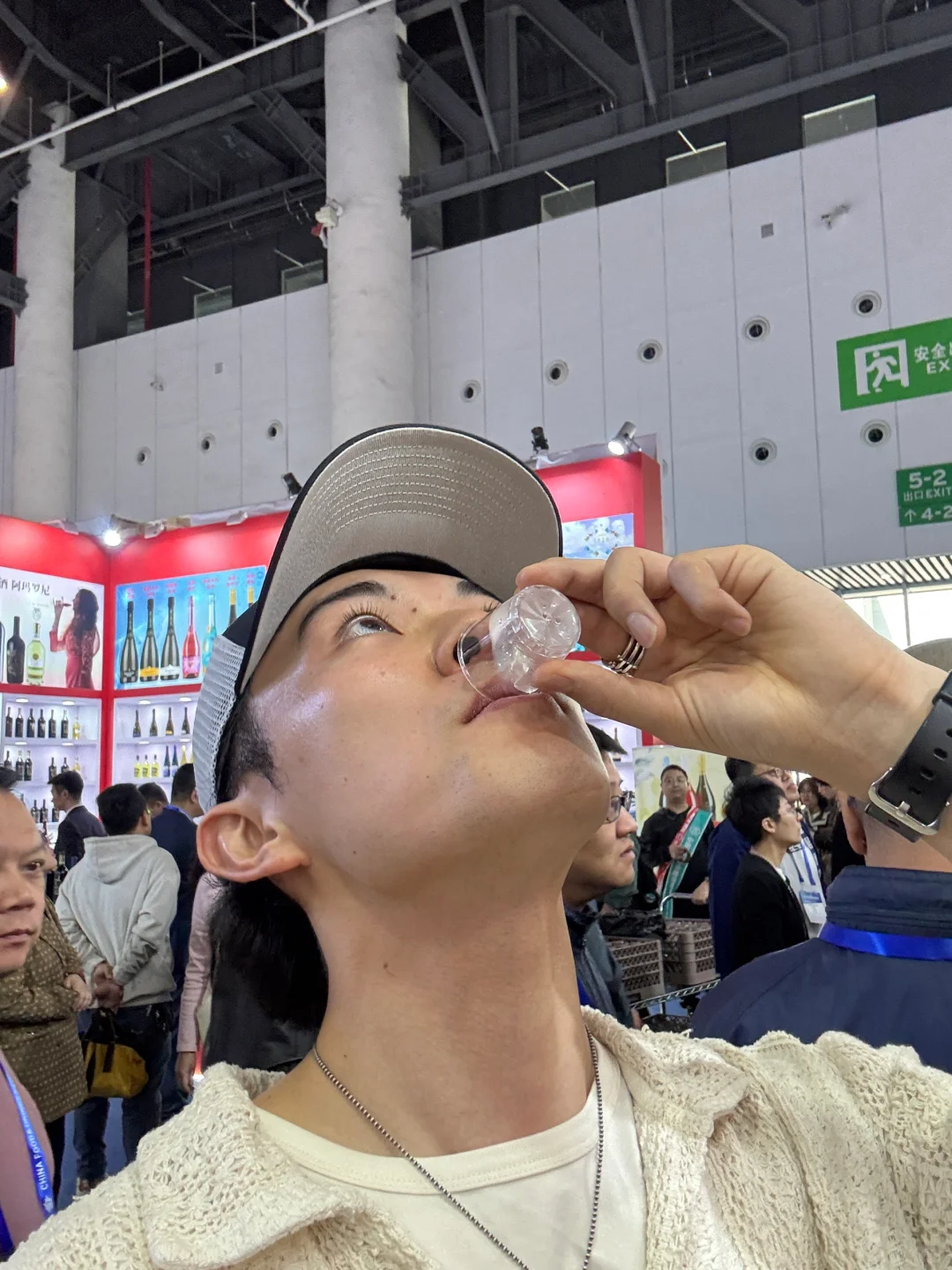 日本人第一次参加糖酒会，太好玩了