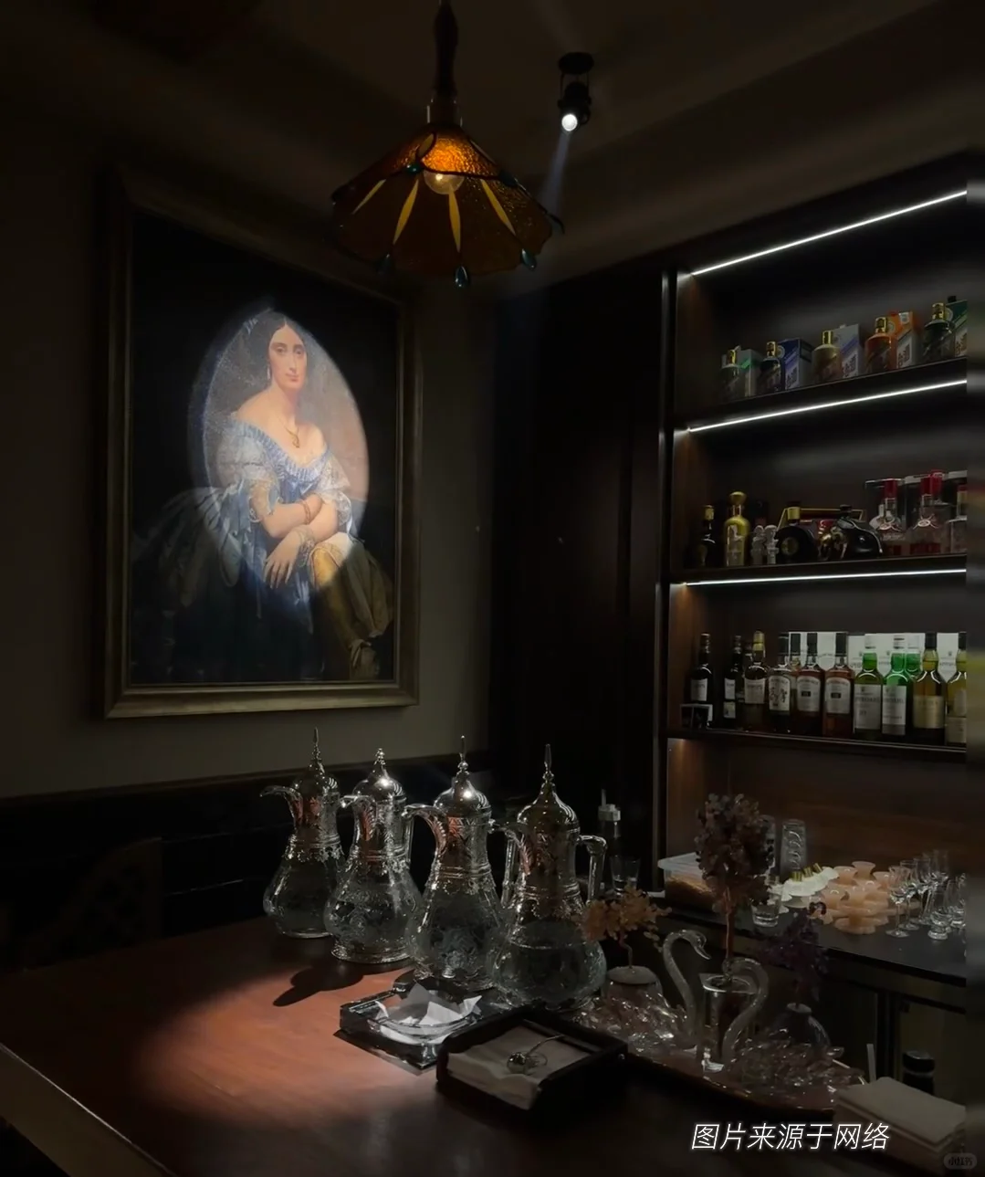 00后准备开一家夏邑首家cocktail bar?