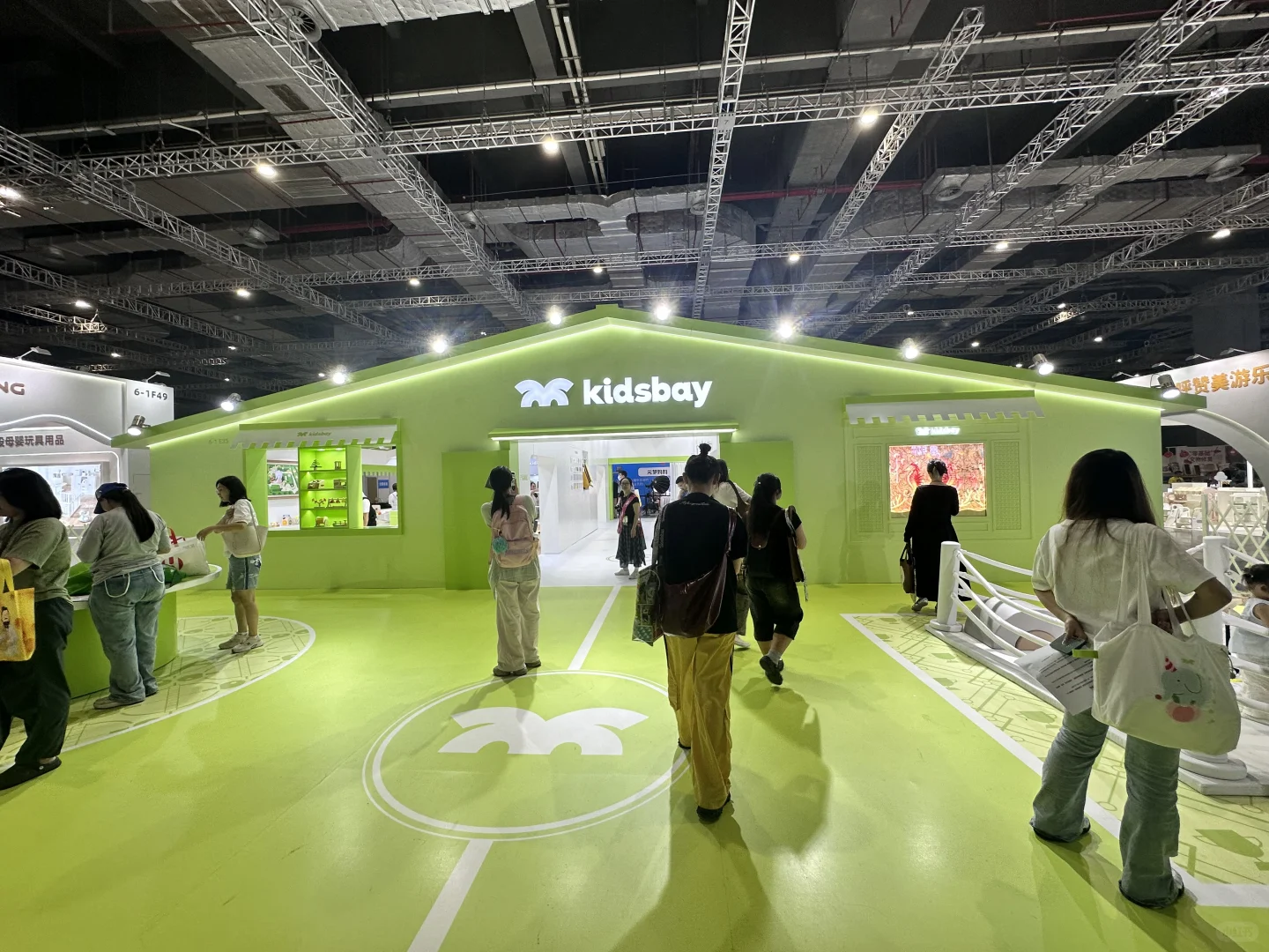 孕婴展那些让人过目不忘的展台