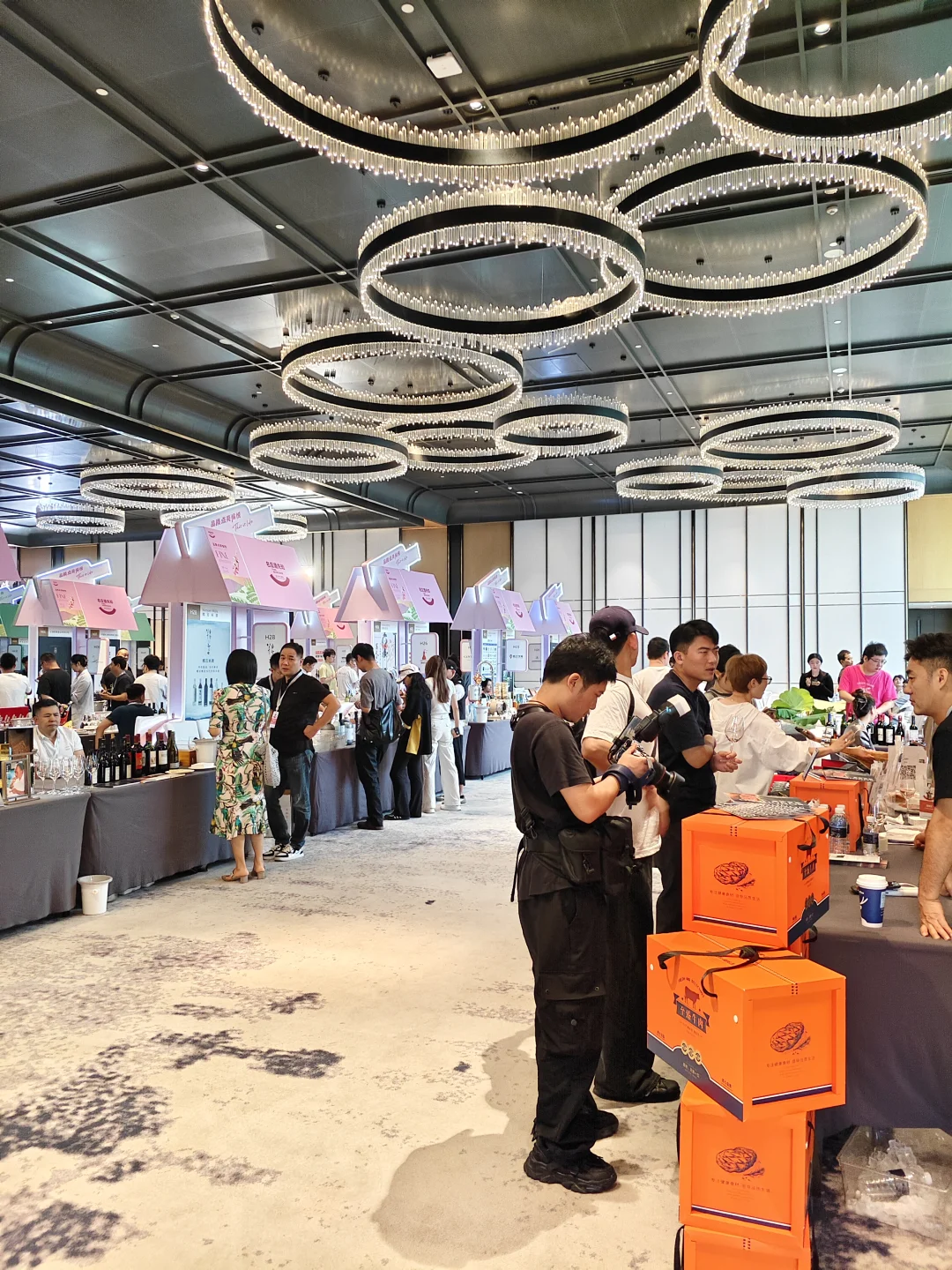 世界名庄葡萄酒展收货！
