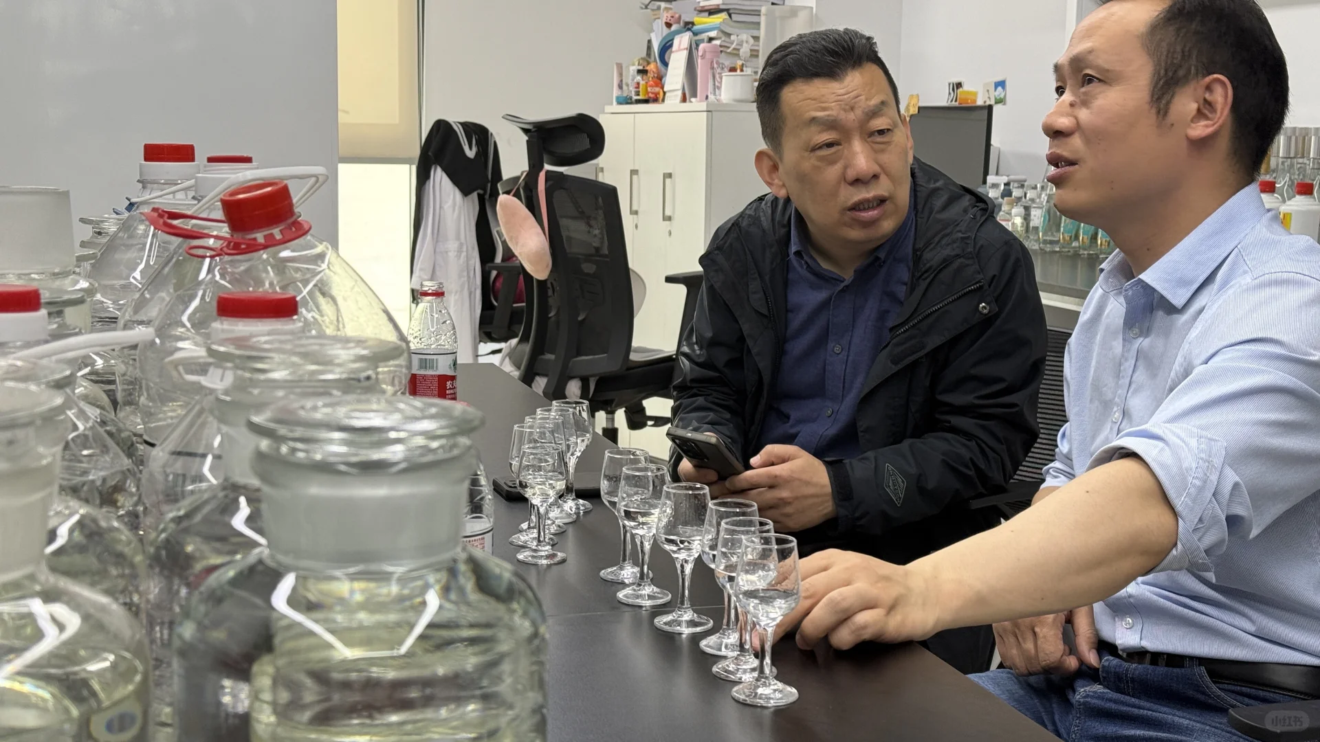 选酒，我们很认真