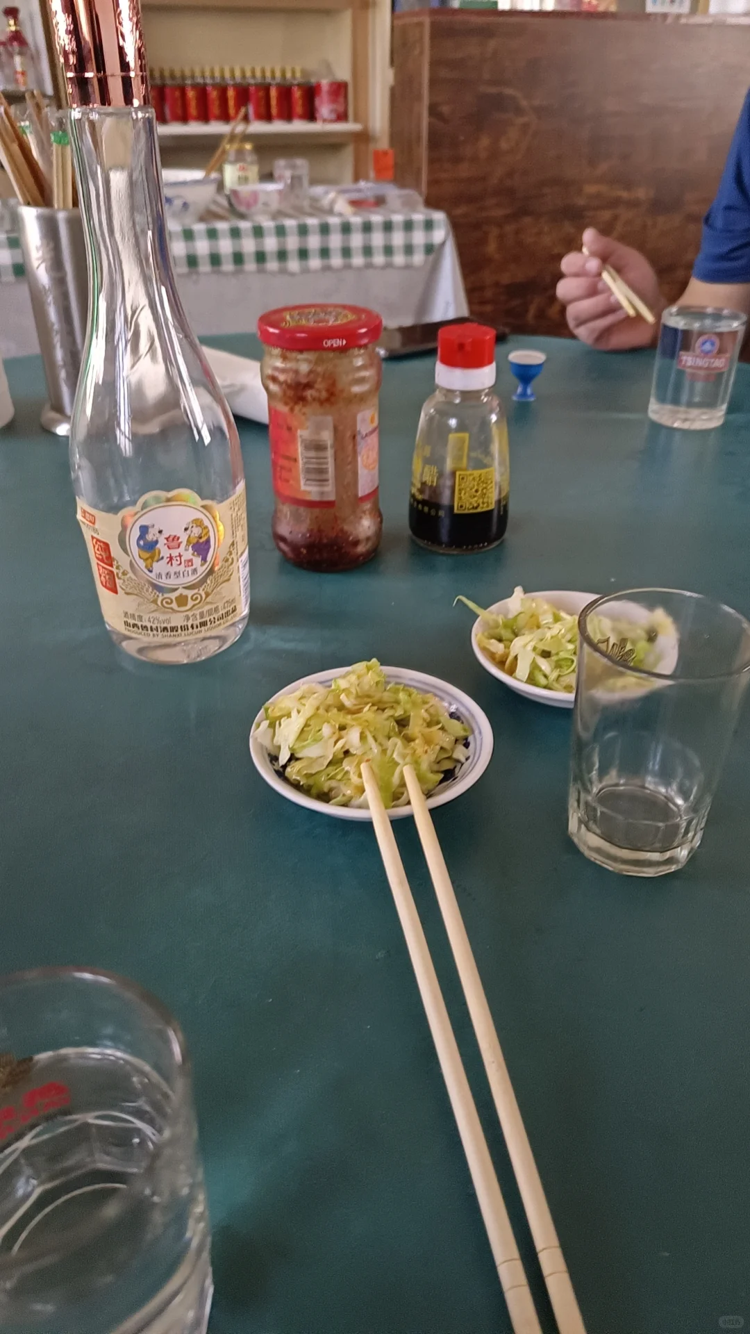 清香迷人的地缸发酵酒