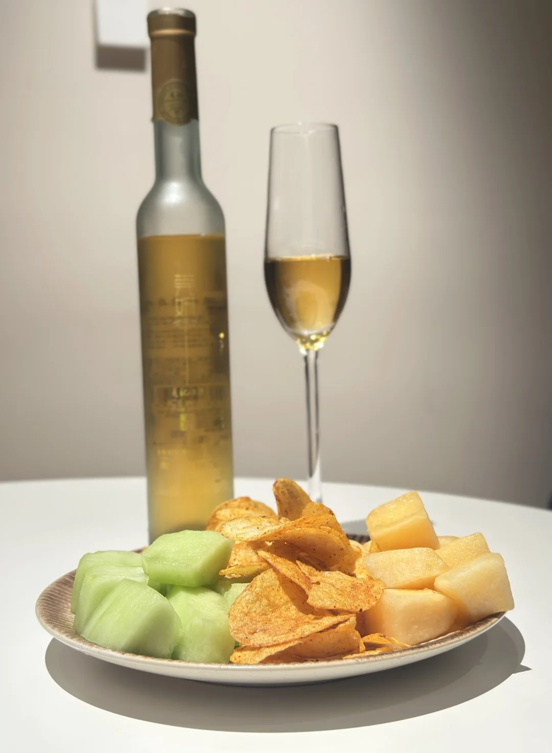 夜酒时间到 苦币的牛马会喜欢的甜白葡萄酒