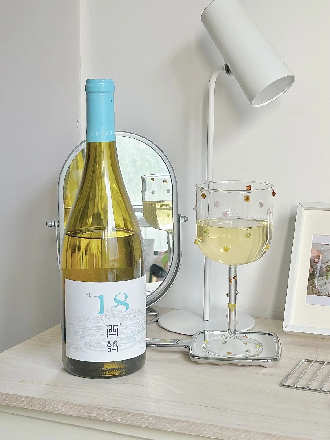 葡萄酒小白亲测！这瓶国产干白，一口就爱上！