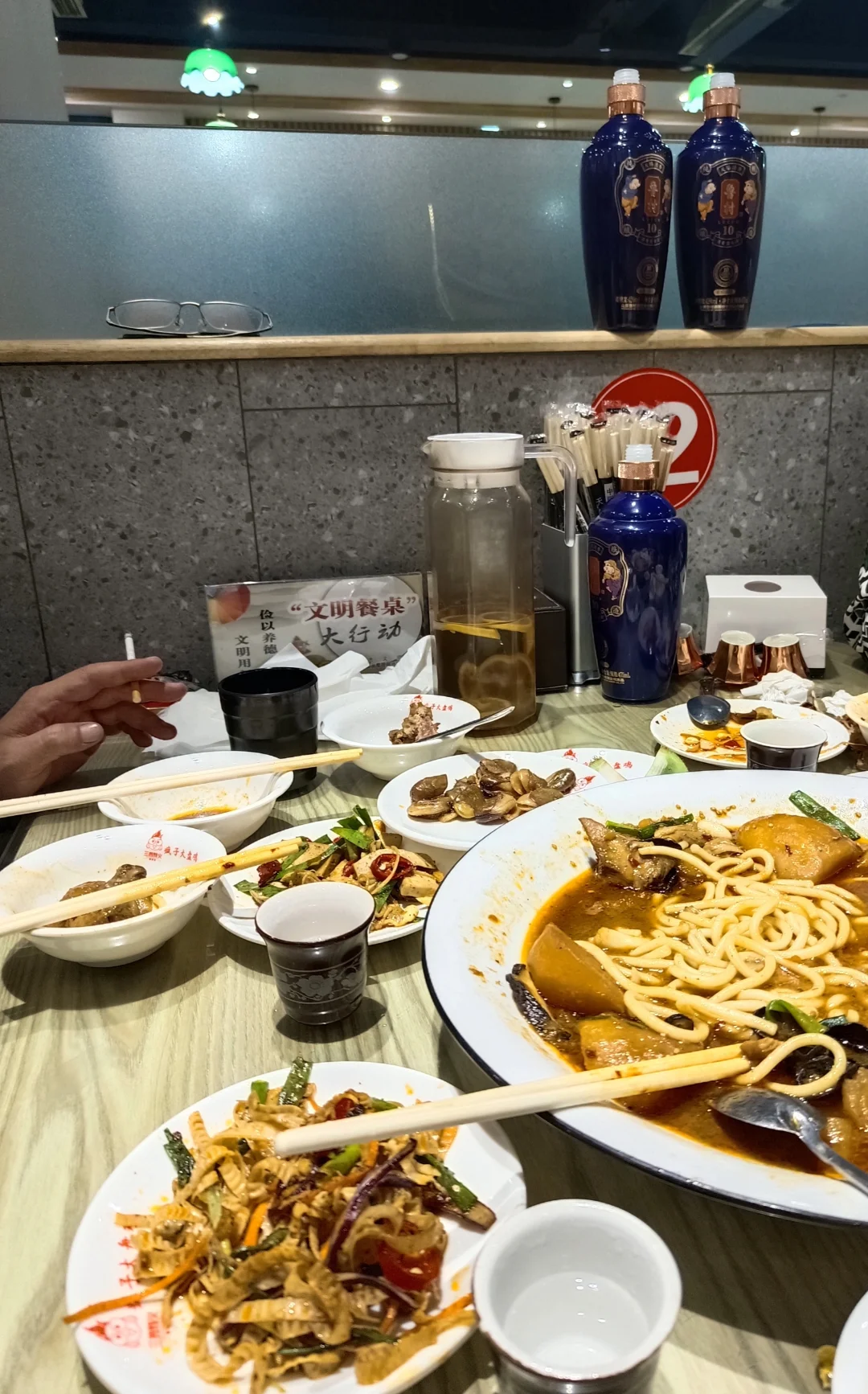 清香迷人的地缸发酵酒