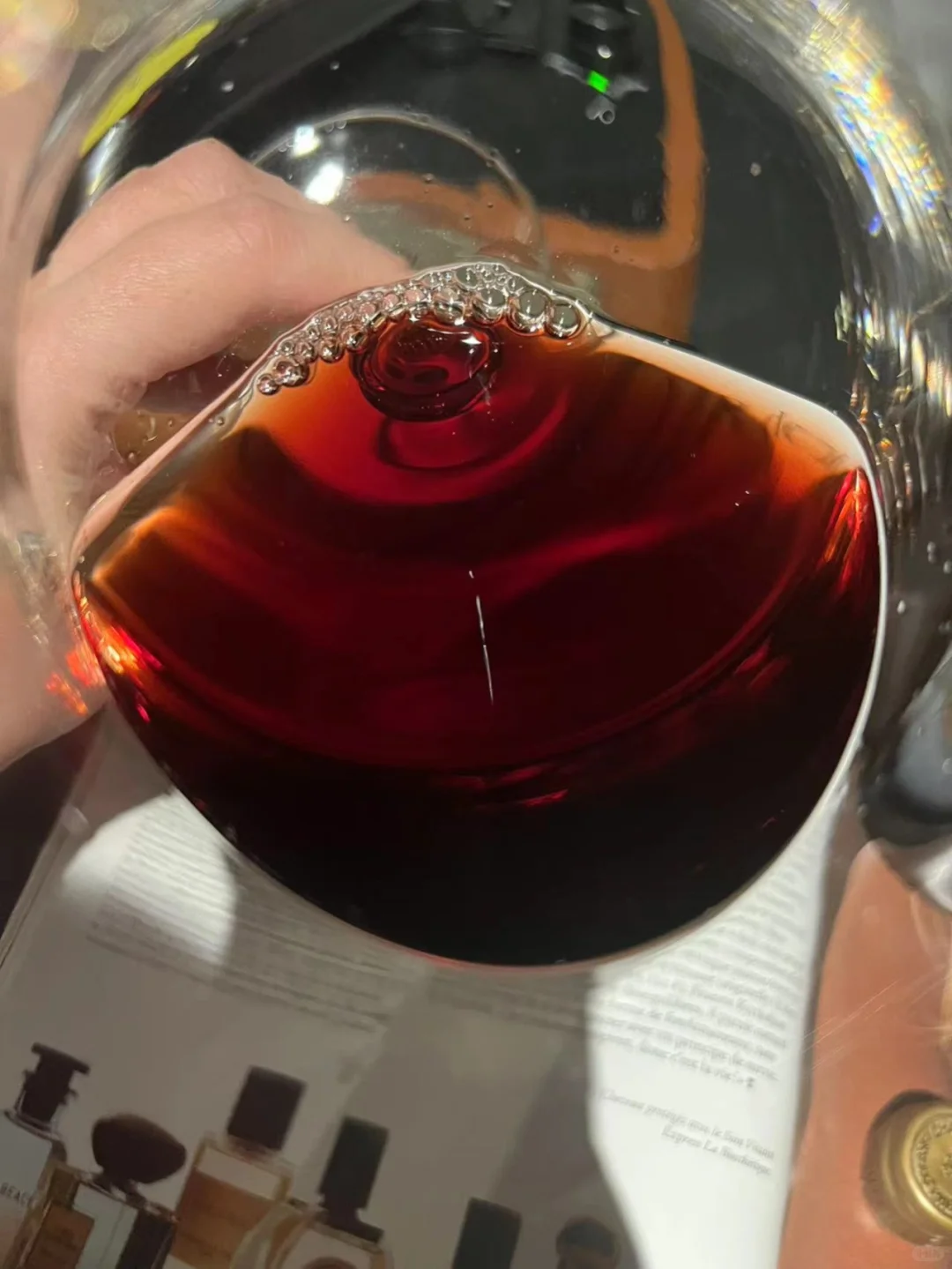 破烂酒标难掩英雄本色!89年波尔多太美?