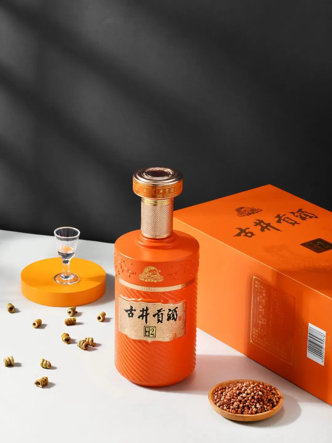?送礼有面有健康—古井贡酒草本白酒?