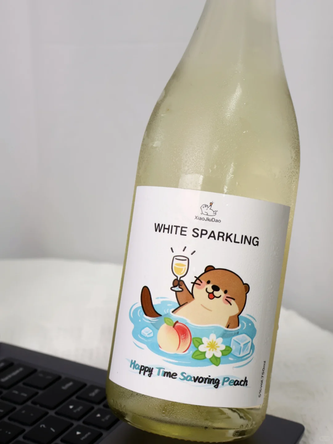 离谱！这酒凭什么这么好喝？喝完想囤 10 箱