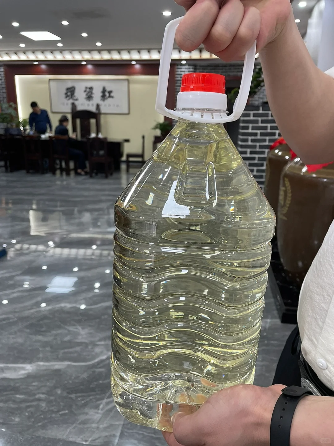 酱香白酒，口感绵柔，性价比超高