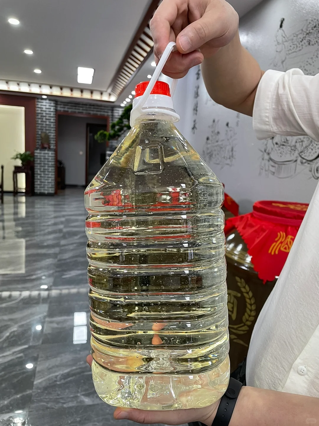 酱香白酒，口感绵柔，性价比超高