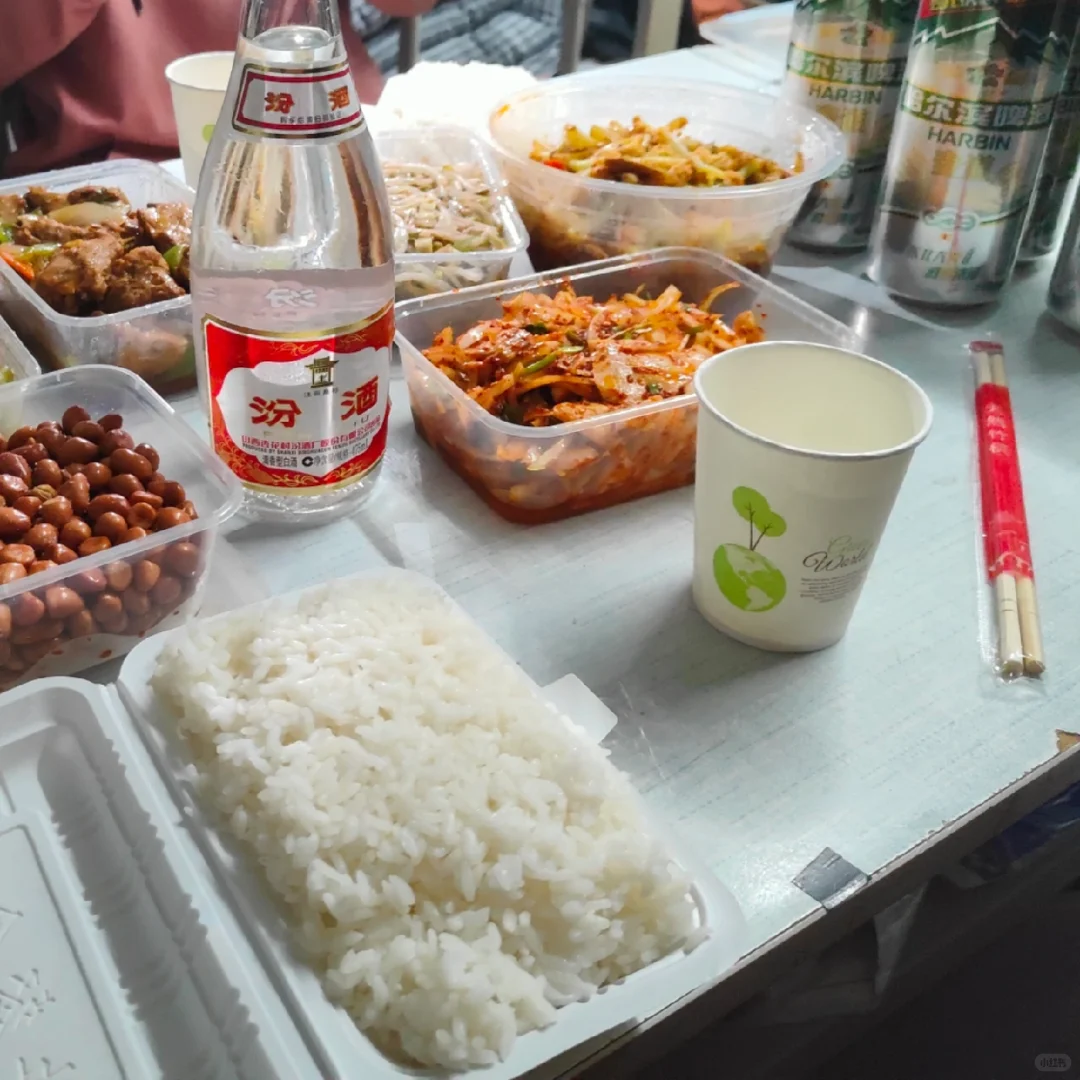 哥们的第一次喝白酒献给了…