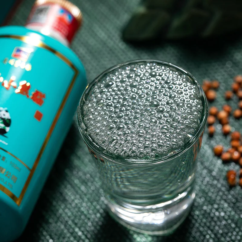 ?女生必备酒单：小熊猫酱香酒?