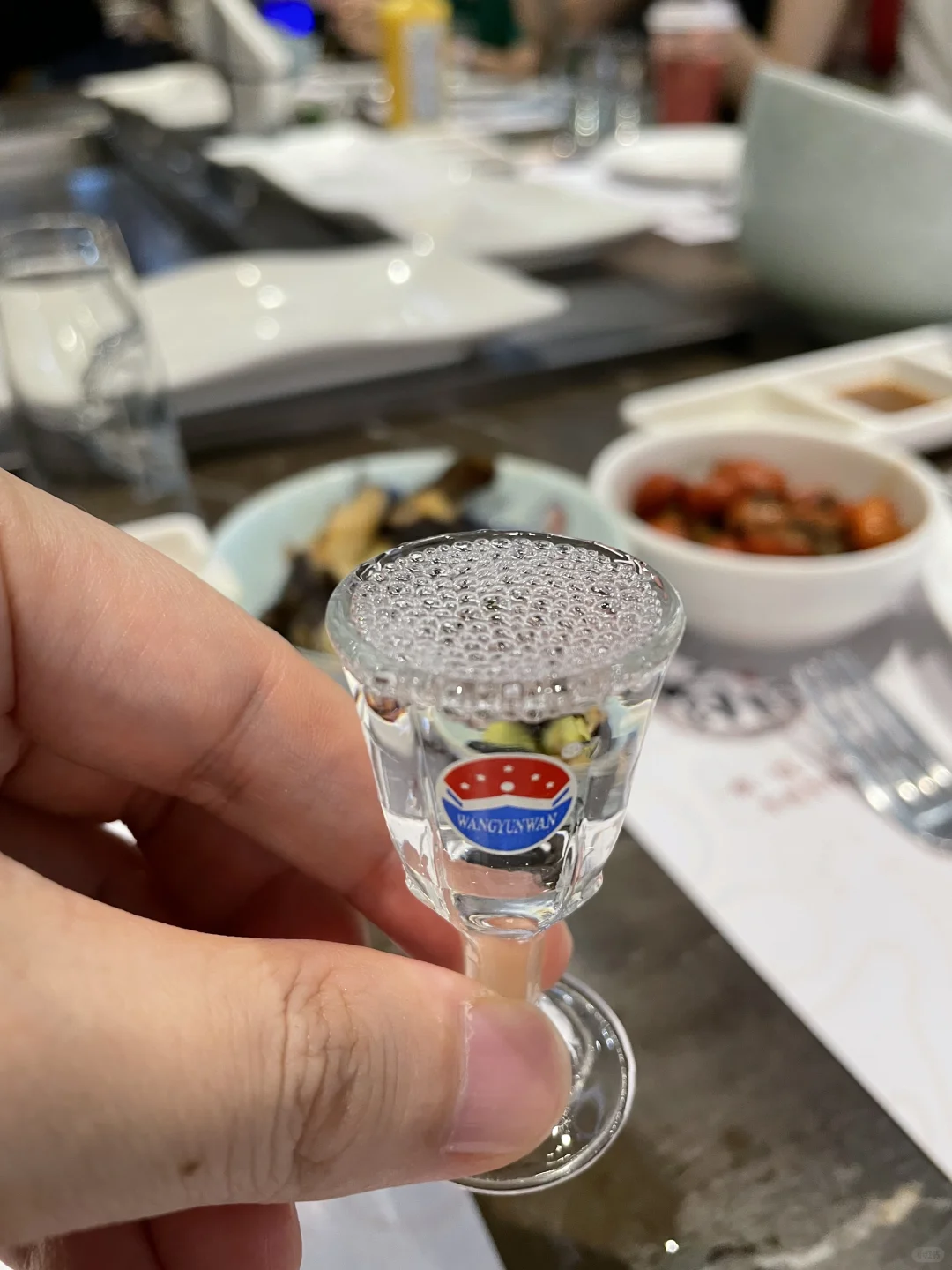 尽然?️那么多人不知道一瓶茅台倒多少杯！