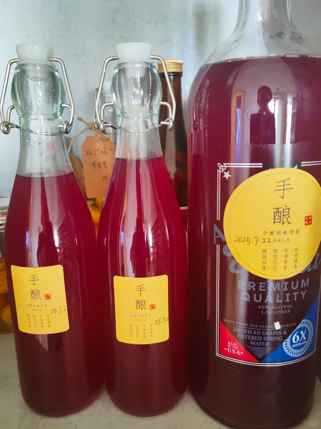 是自己酿的葡萄酒啊，可真是太好喝了吧