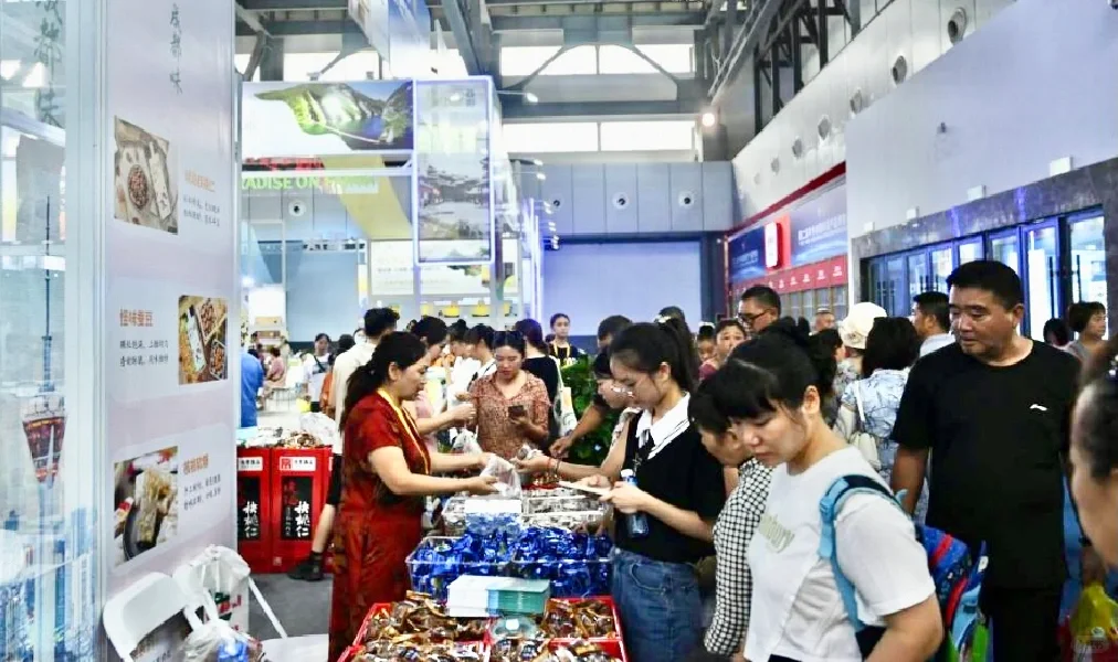 “成都造·成都味”走俏第二届中外地博会