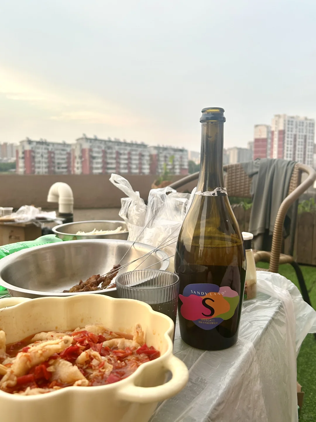 烧烤配这个甜葡萄酒，真解腻！