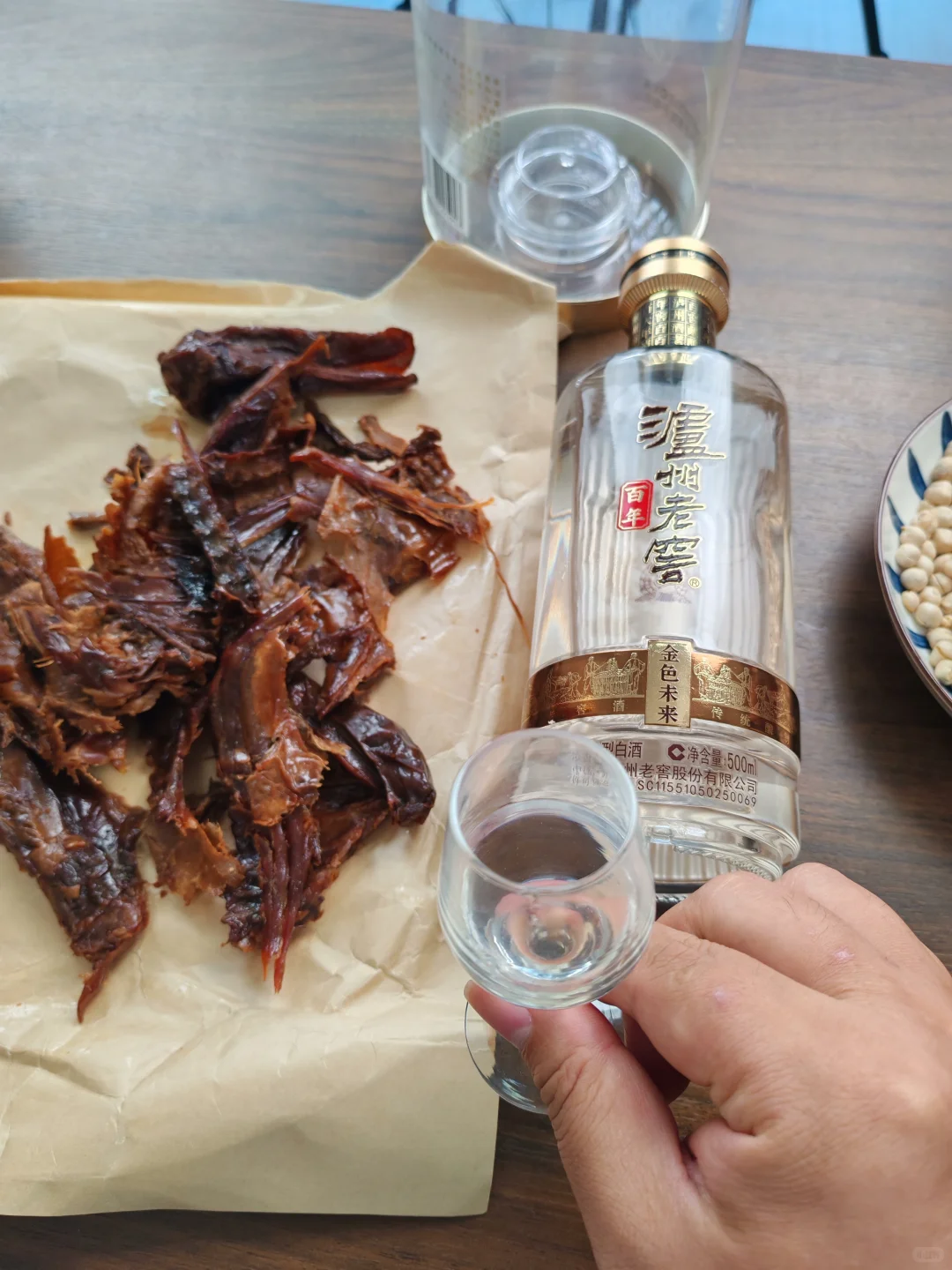 有喜欢喝白酒的年轻人么？